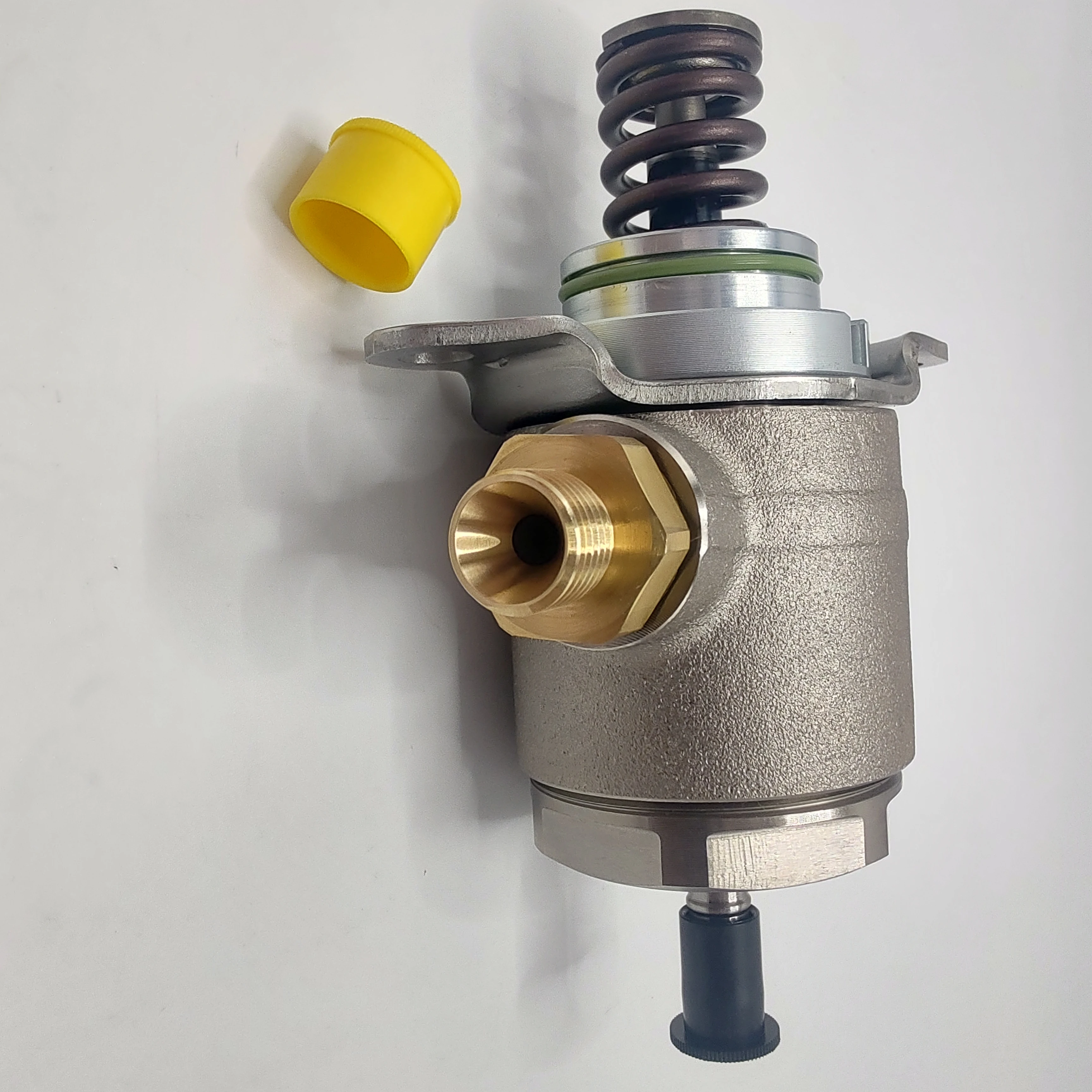 Original EA888 GEN 3 Fuel Pump for Audi A4 B5 A3 S3 A6 Q5 Volkswagen Golf 7 passat jetta HPFP High Pressure Fuel Pump 06K127028R