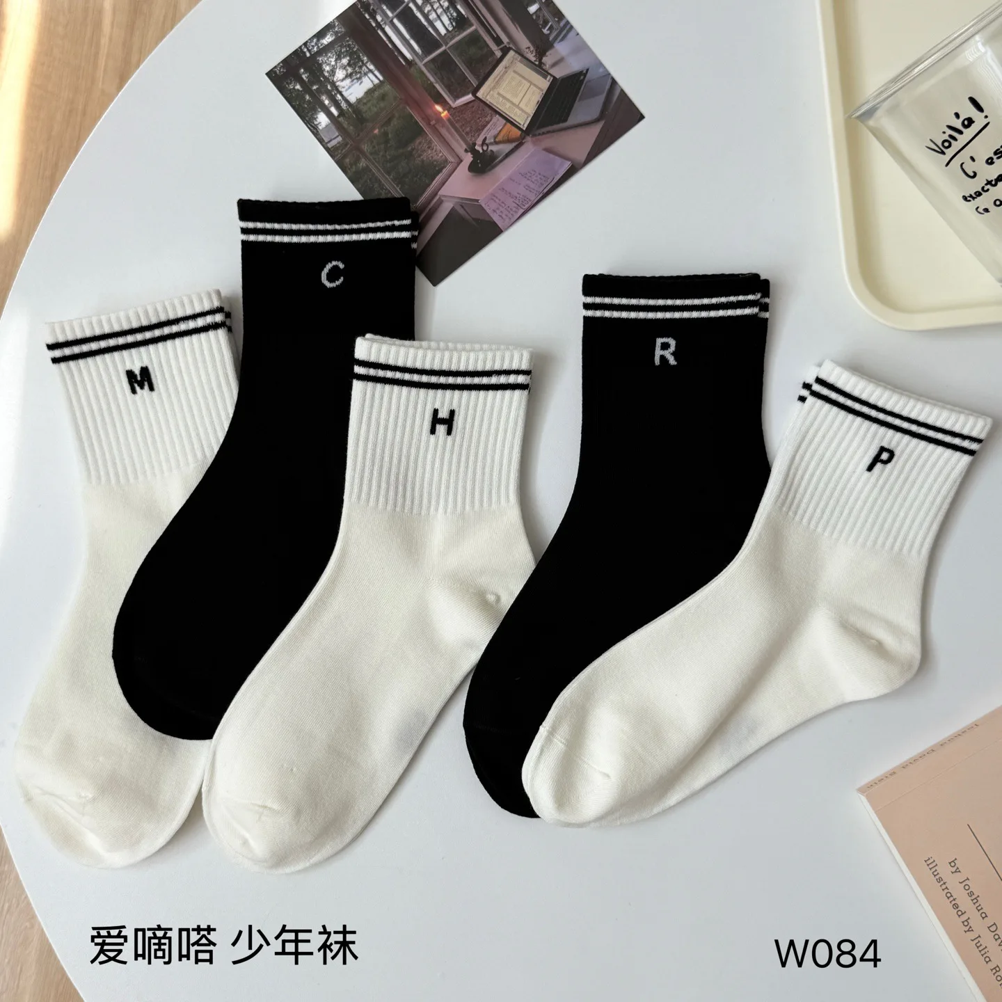 جوارب متوسطة الطاقم من القطن الممشط للسيدات لعام 2026، طباعة حروف بسيطة، مضادة للبكتيريا، راحة ناعمة، عبوة من 5 أزواج، خريف جديد ​