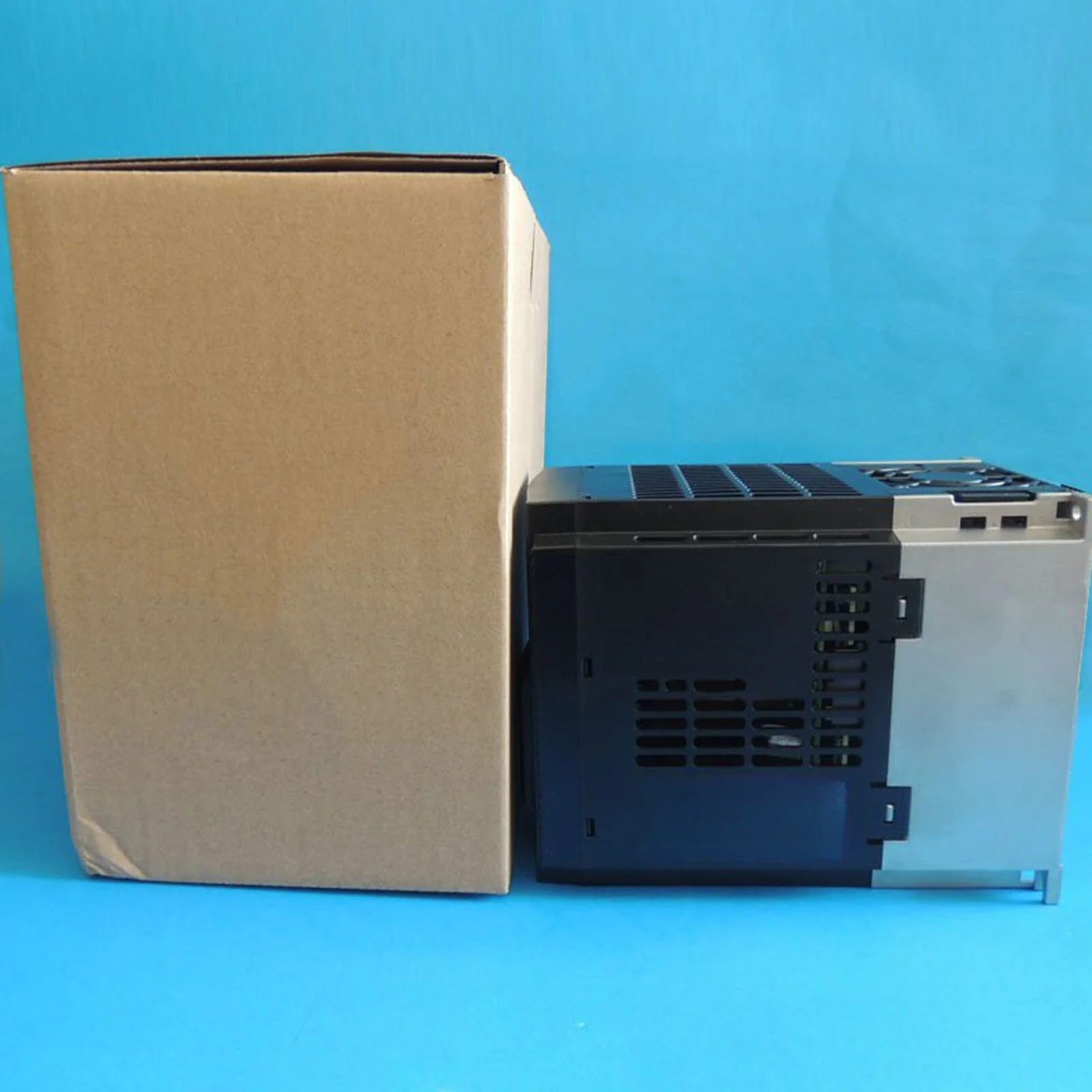 

100% оригинальный новый инвертор 3G3MX2-AB004-ZV1 3G3JZ-AB004 CIMR-J7AZ41P5 3G3MX2-A4055-ZV1, гарантия 1 год, быстрая доставка