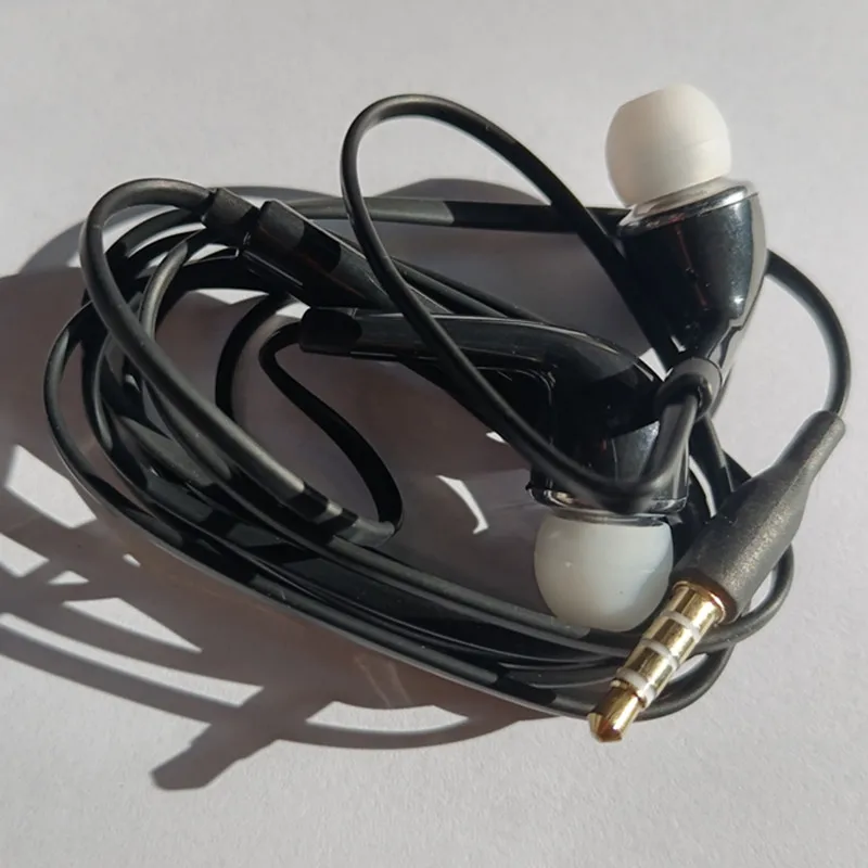 In-ear Stereo Earphone Universal  Hands Free Headset for Samsung Galaxy S4  S5 S6 Xiaomin  3.5mm Phone Wired Music