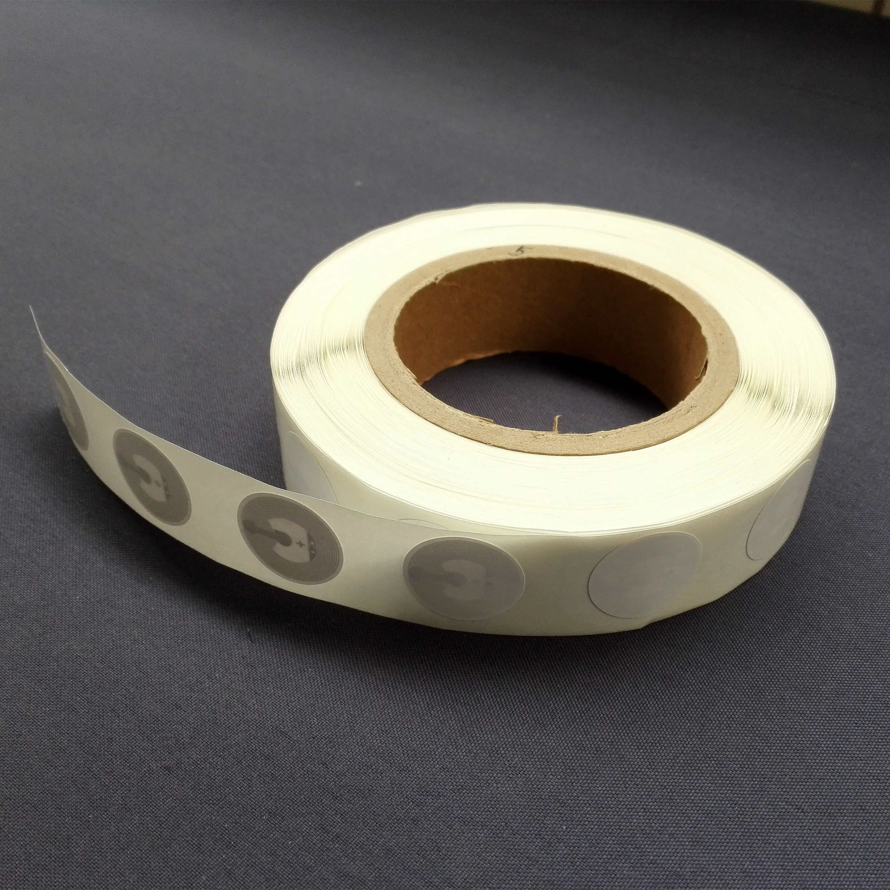 모든 NFC 휴대폰 롤팩에 사용 가능한 NFC 스티커, NTAG213, ISO/IEC 14443 A NFC Forum 유형 2 태그, 1000 개