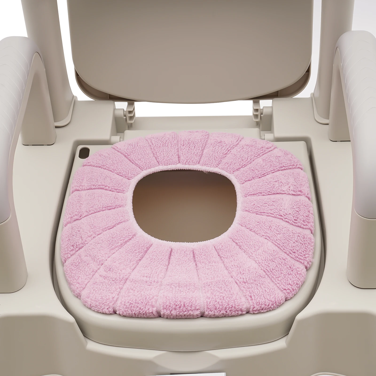 كرسي مرحاض مع ضوء ليلي وحامل مناديل - قاعدة ألومنيوم قوية، مقعد PU مريح، سعة 551 رطل، لكبار السن والمعاقين