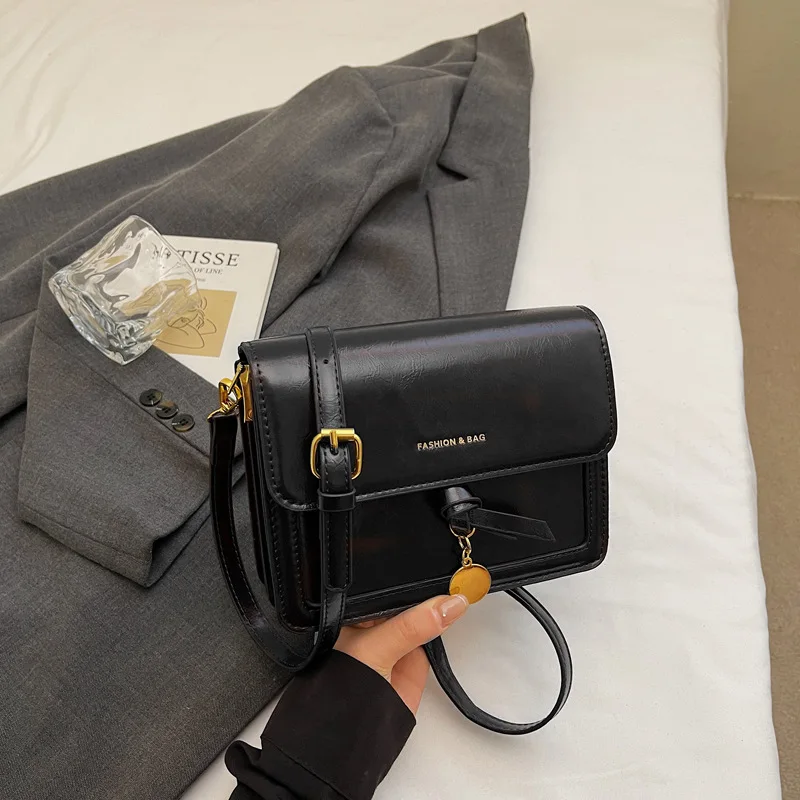 

2025 Fall Chain Square Bag, Fashion Shoulder Purse for Women, Trendy Crossbody Tote, Versatile Day-to-Night Bag, Chic Sling Bag​