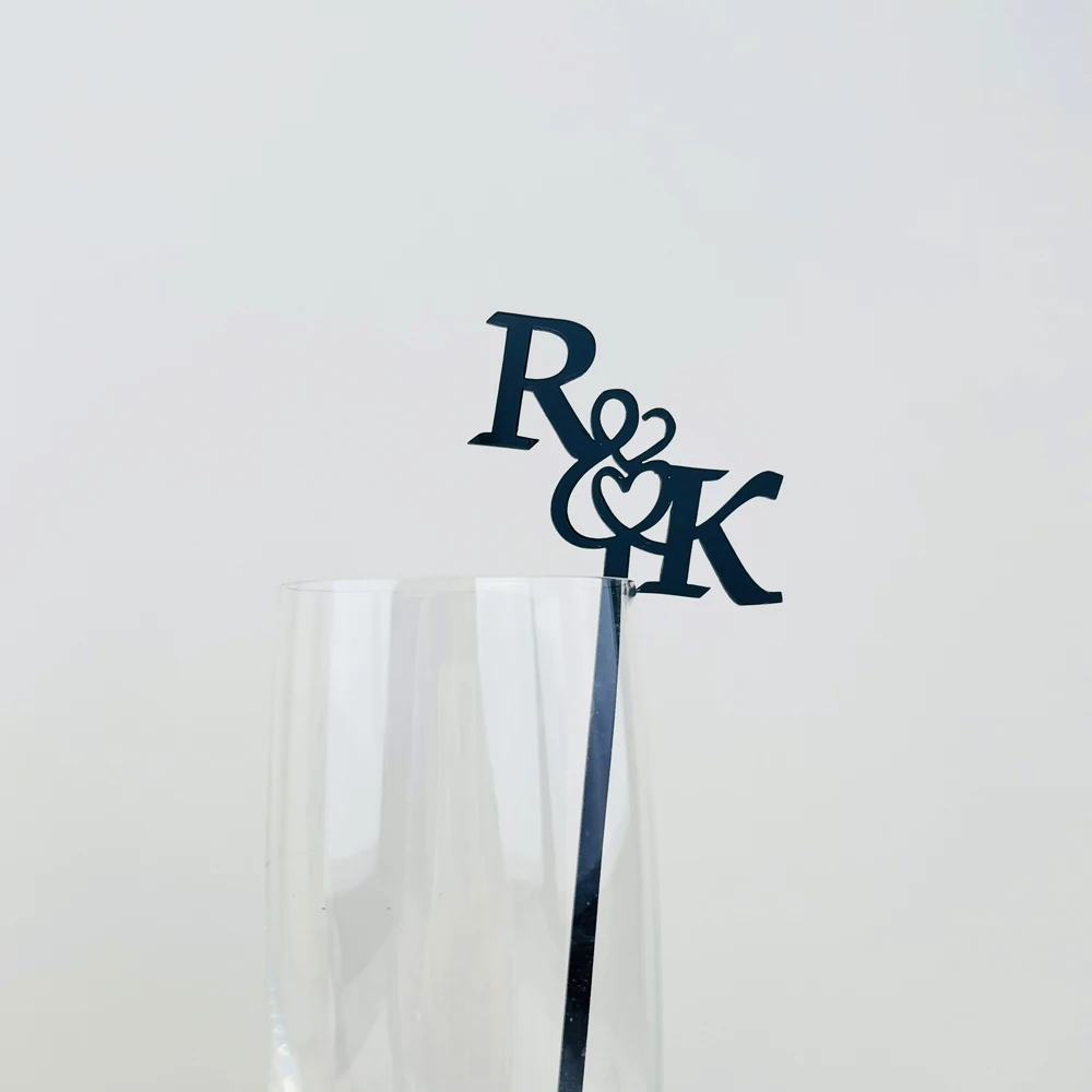 20/50/100PCS Bâtonnets à cocktail personnalisés en acrylique – Agitateurs de boisson gravés au laser avec initiales – Étiquettes à lettres initiales