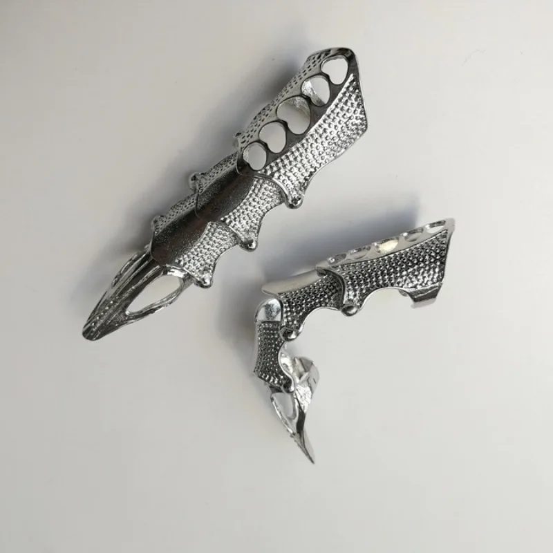 Heißer Danganronpa Fingerknochen-Ring, Dangan Ronpa Gothic Celestia Ludenberg Punk Fingerringe, Klassische Halloween Cosplay Requisiten – Detail 5