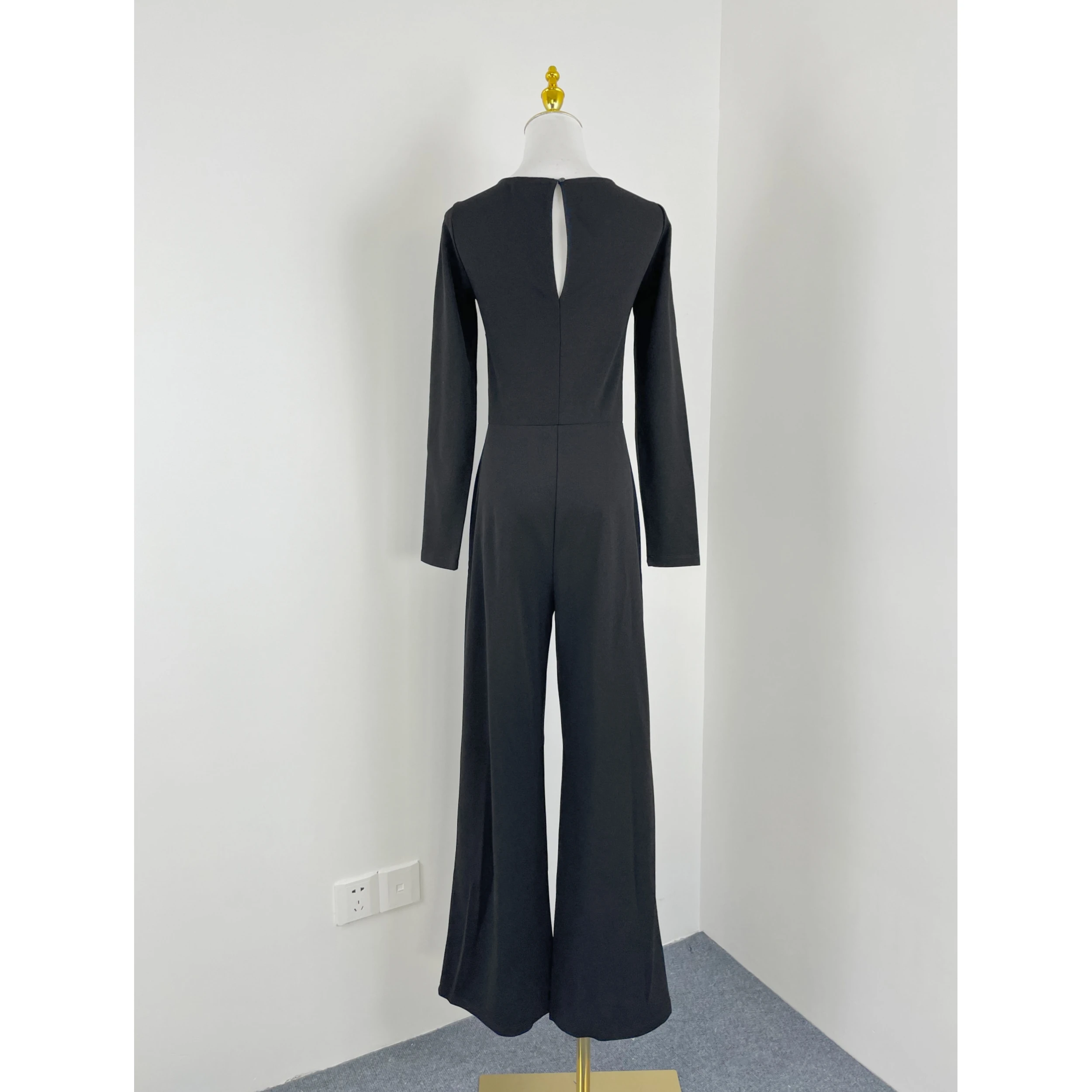 Kombinezon wyszczuplający Ele Slimming E6059 Nowy damski kombinezon w jednolitym kolorze z wiązaniem z przodu, szerokie nogawki, wysoki stan, proste spodnie.