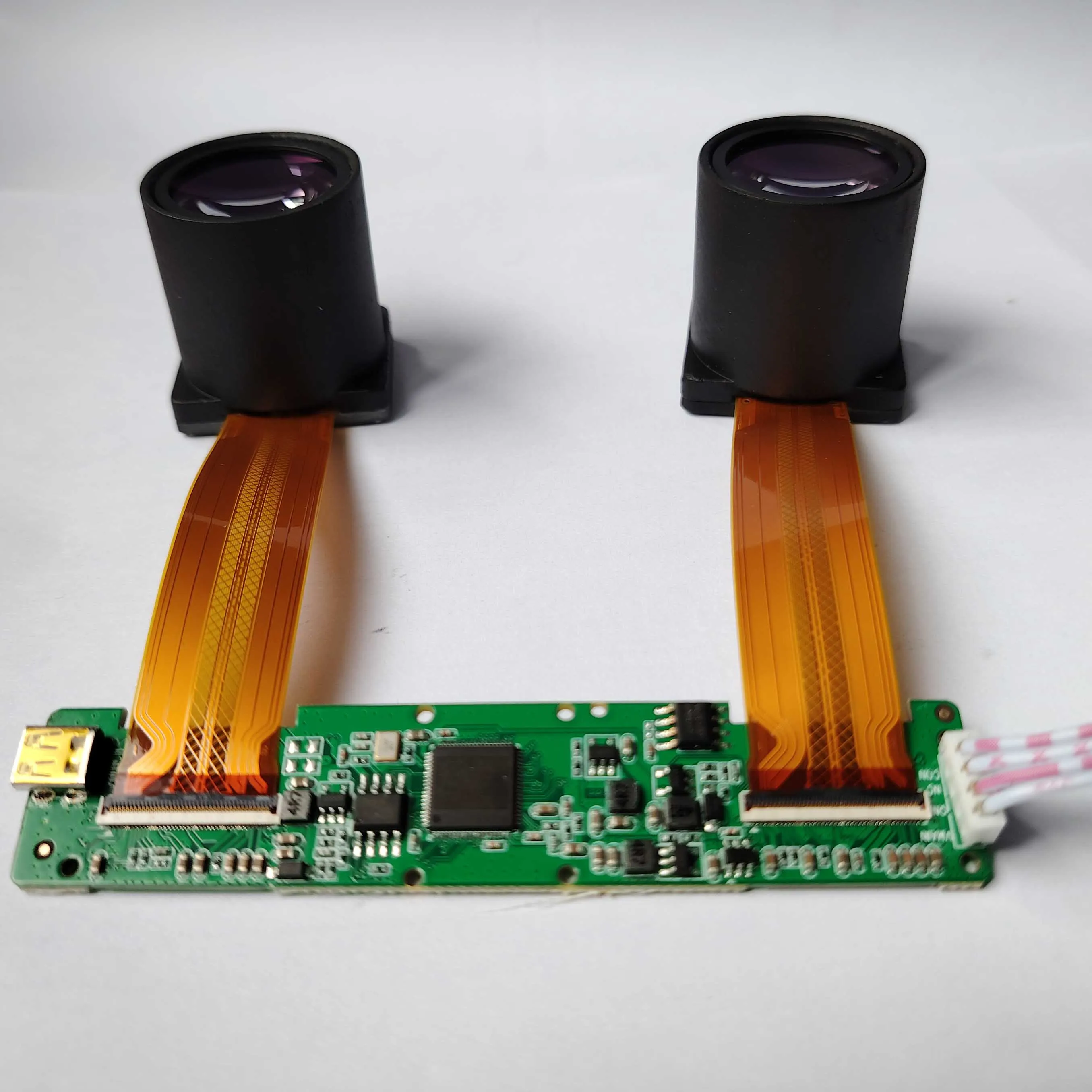 

Модуль бинокулярного микродисплея ECX335AF 0,7-дюймовый микродисплей 1080P ARVR-гарнитура