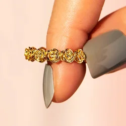 Huitan Gorgeous Gold Color Rose Flowers Promise Rings for Women Wedding Engagement Anniversary Gift Romantic Female Jewelry