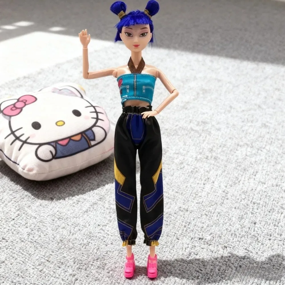 مجموعة شخصيات كاملة من دمى K-POP Witch Hunt من الفينيل Lumi È Re Mira Zoe هدية عيد الميلاد للفتيات والأولاد #4