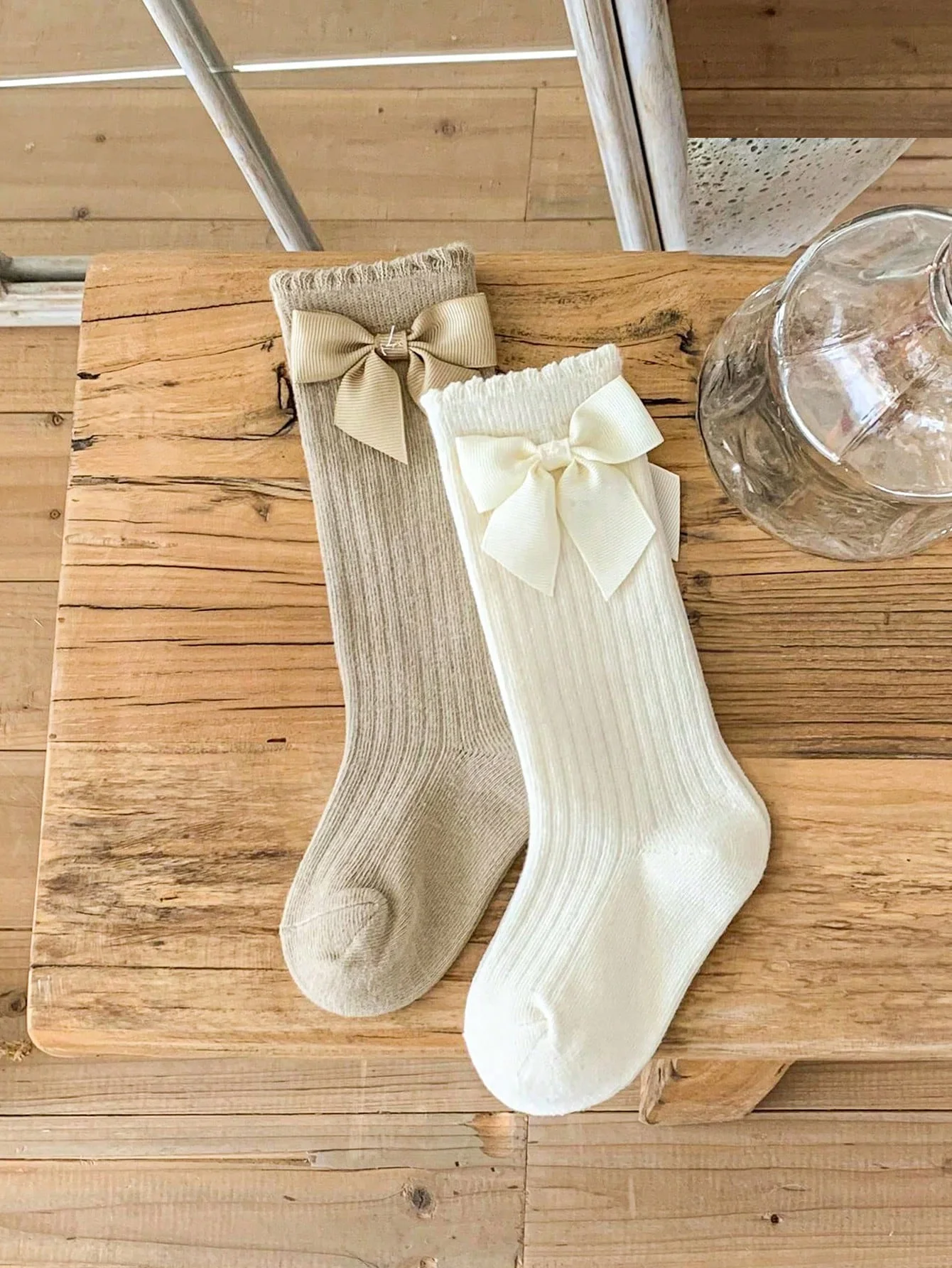 2 Pairs of Girls' Socks with Side Bows Decoration, Fashionable Soft and Breathable Non-Slip Princess Stockings for 0-36 Months Babies
