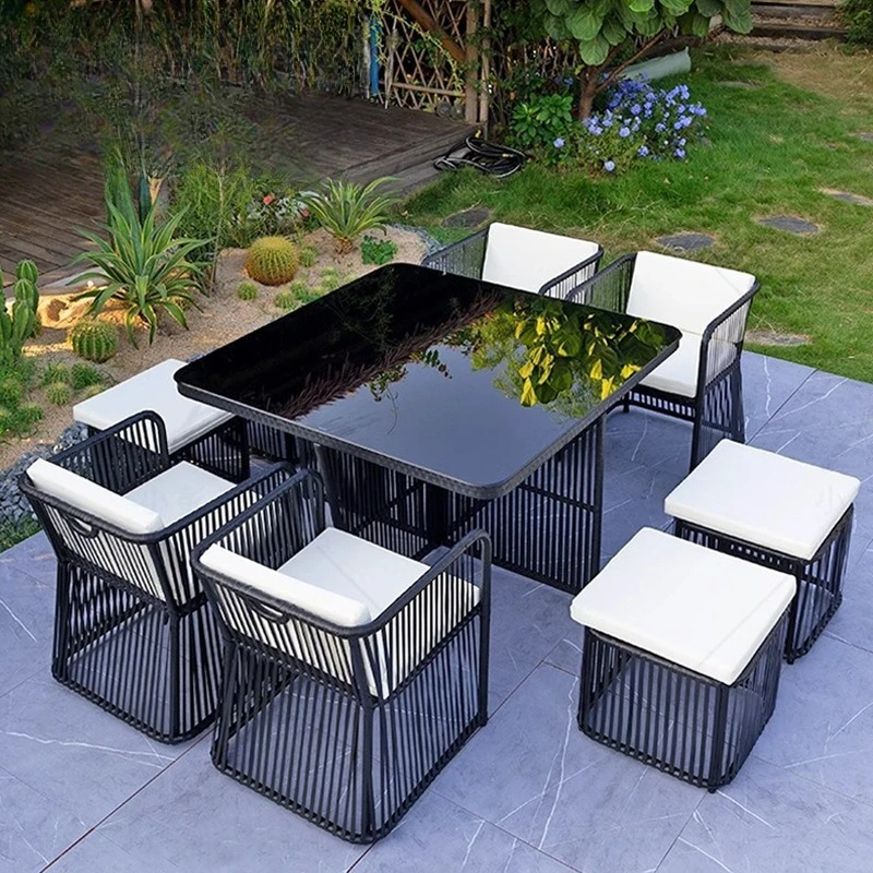 

Вилла, сад, внутренний двор, стол и стулья, уличная мебель с защитой от воды и солнца, металлический обеденный стол и стулья, отель для отдыха, один