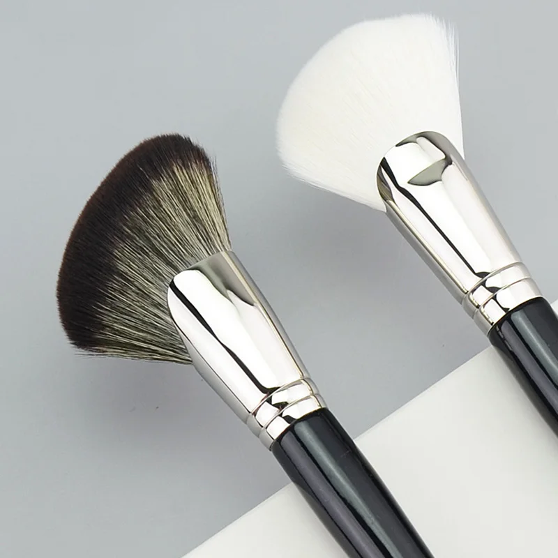 S72 Contour Brush Fan Shaped Face Cheek Overall Setting Brush Synthetic Hair Oblique Head Sculpting Makeup Brushes Beauty Tools