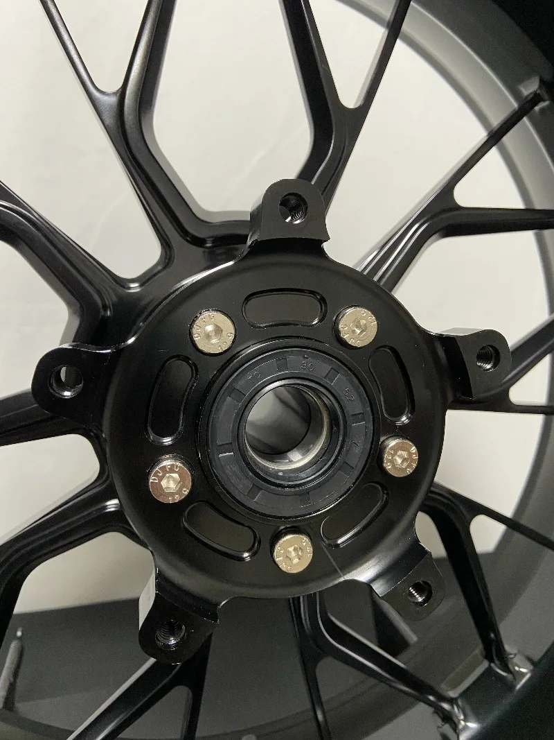 790/890 DUKE for  Forged  Retrofit CNC Aluminum T6 6061 Alloy Motorcycle Racing Wheels Hub