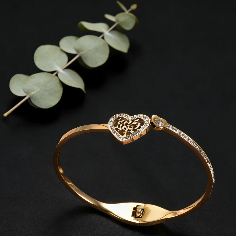 18K vergoldeter Edelstahl-Armreif, romantisches Schmuckgeschenk, wasserdicht, eleganter Schmuck – Detail 3