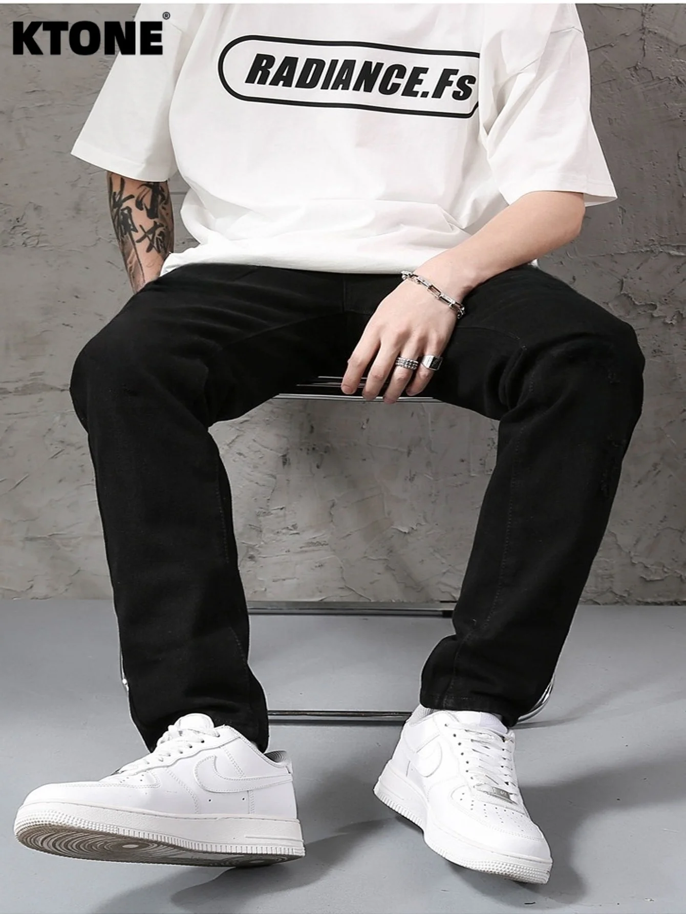 

Modern Black Slim Jeans For Man Original Y2K Drip Trend Casual Denim Pants No accessories or belts included