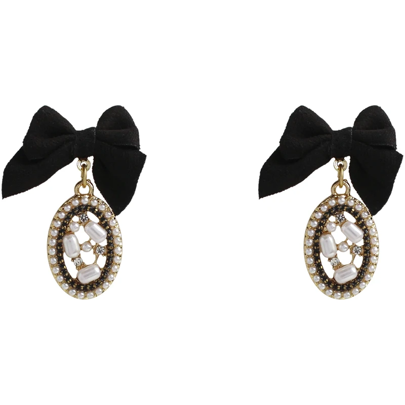 

Black velvet bow pearl stud earrings, light luxury retro ear clips without piercings.