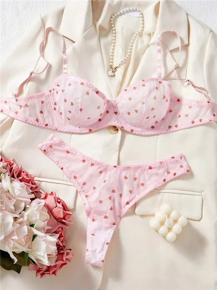 Sexy sutiã breve conjunto underwire em forma de coração padrão lingerie romântica confortável renda rosa roupa interior tanga ver através conjunto exótico