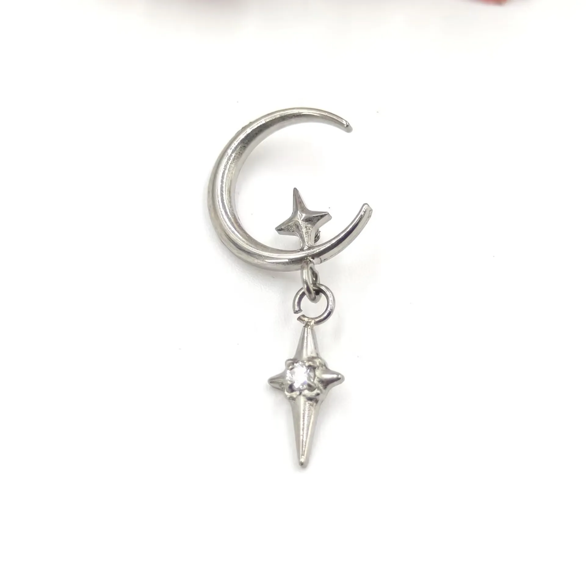 ASTMF136 Titanium Crescent Moon Cartilage Earring Dainty Helix Tragus Labret Marquise Internal Thread Stud Piercing Body Jewelry