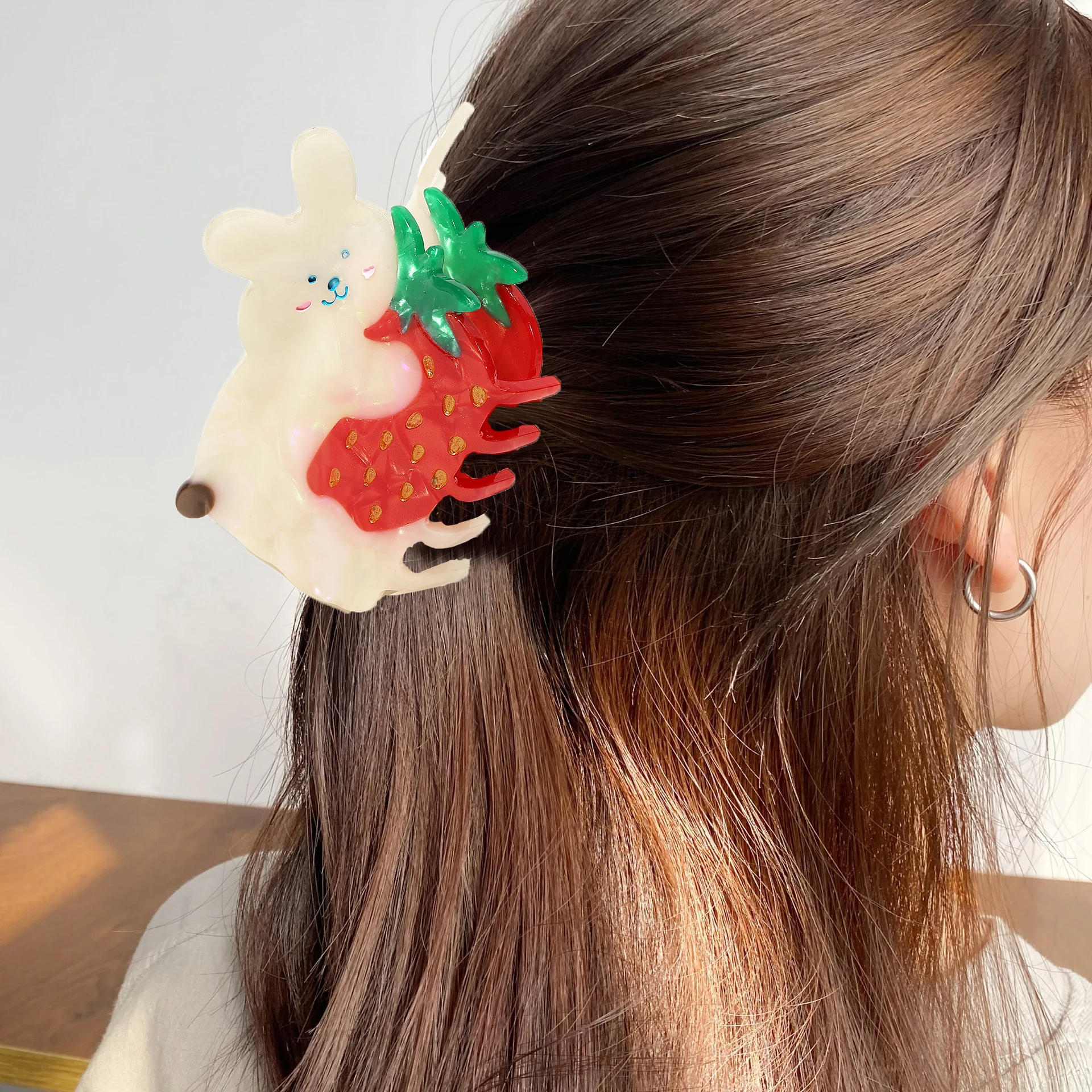 

Новый ацетатный мультяшный кролик, клубника, краб, заколка для волос для женщин, модная заколка для хвоста, заколки, аксессуары для волос, инструмент