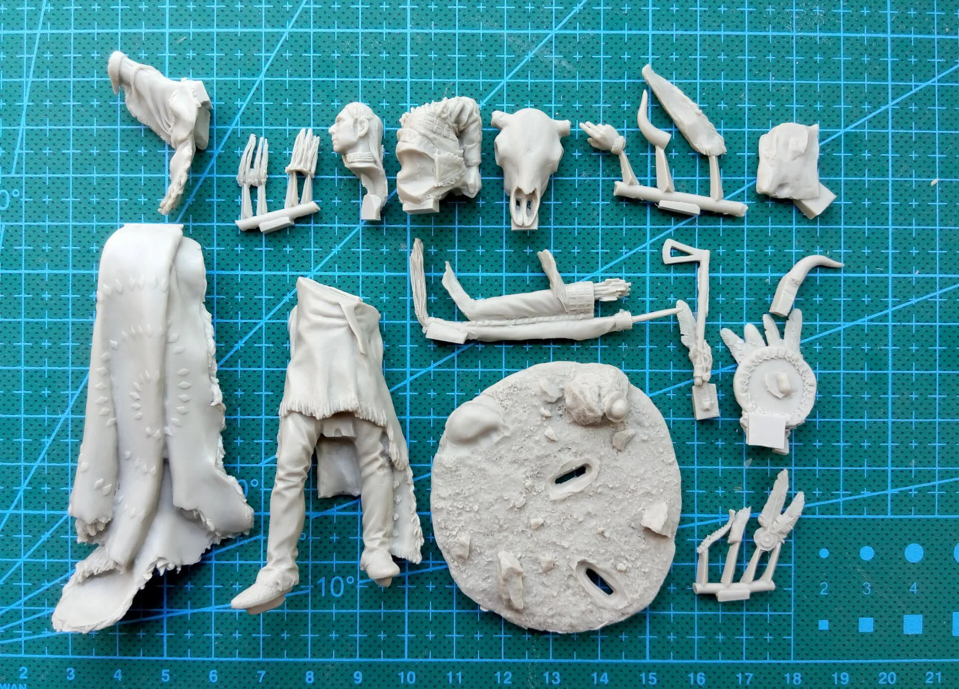 1/24 Die-cast Resin Figure Model Assembly Kit Medieval Mannequin Toy Unpainted Free Delivery (75mm)