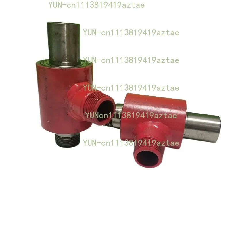 Water drilling rig water injector/drill pipe drilling well and passing pipelayer water filling device pressurized flow