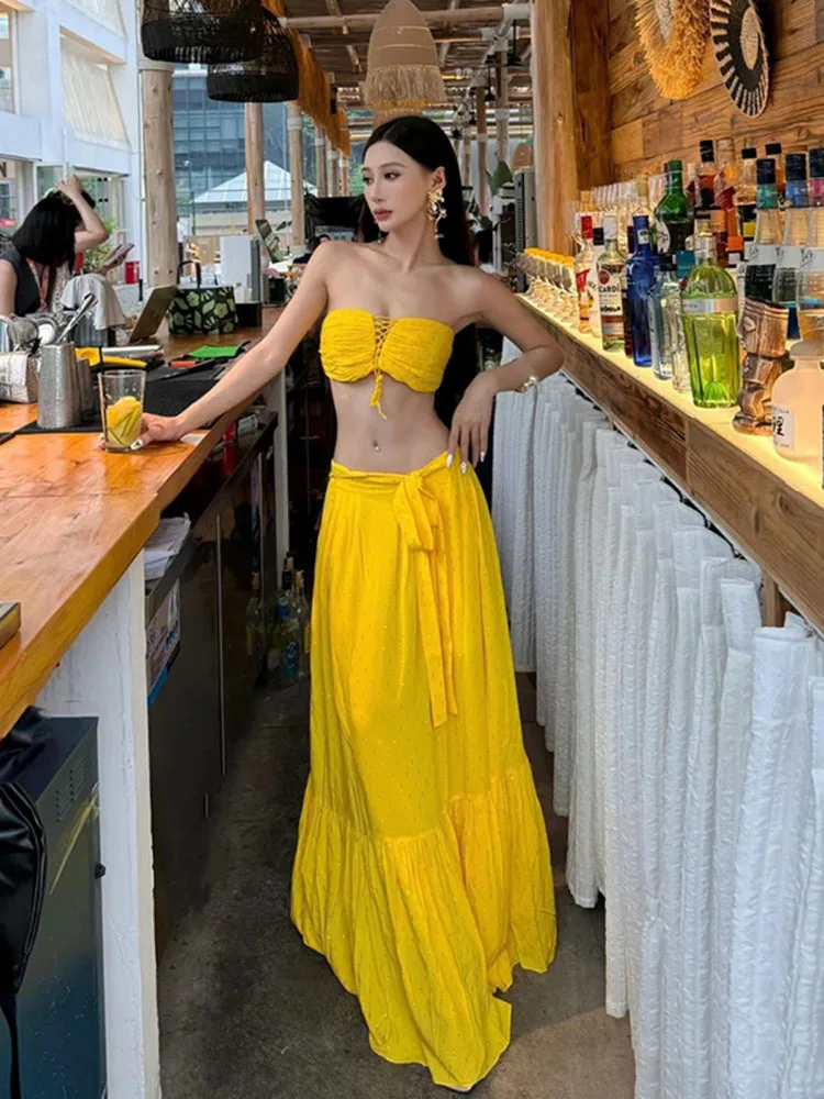 

Summer vacation style sexy pleated strapless top big swing half skirt two-piece set for women 2024 New