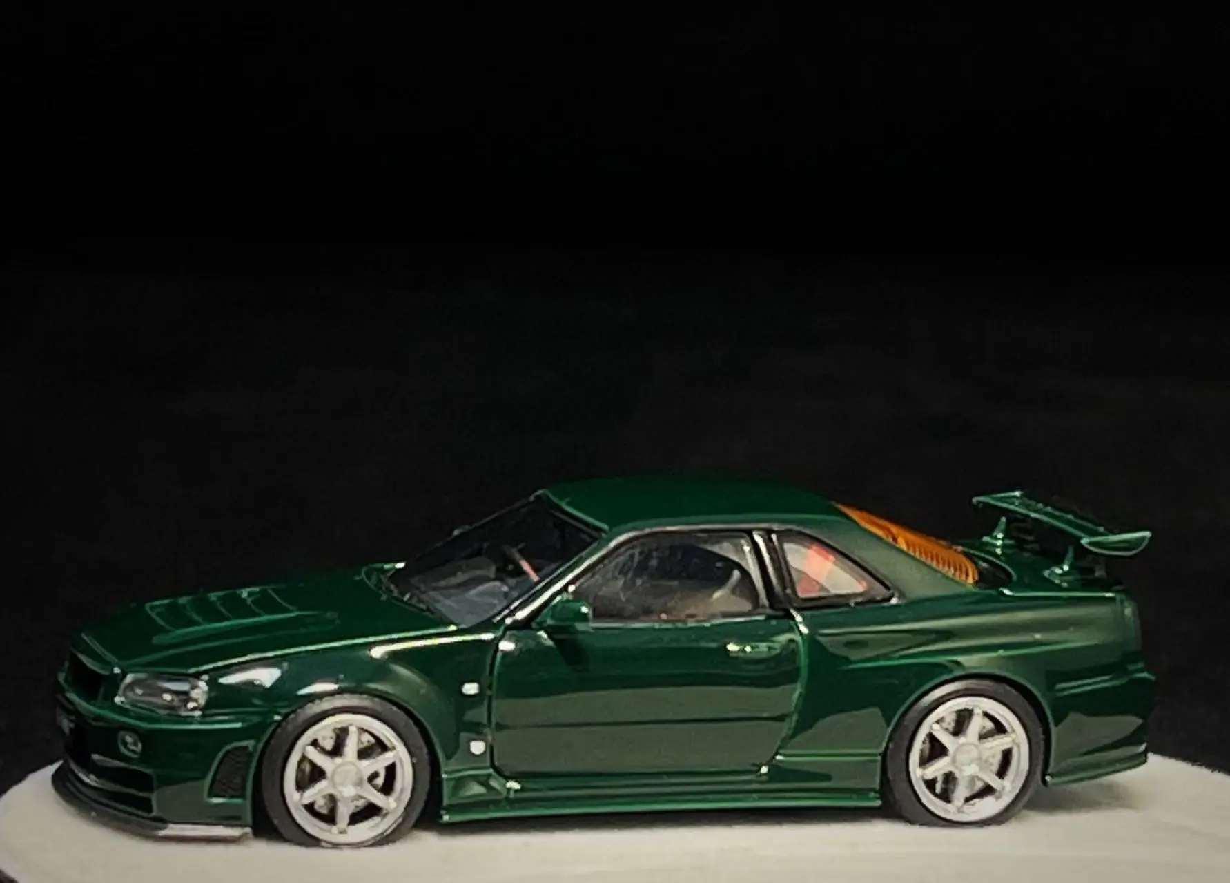 Why Is the PGM 1:64 R34 Z-TUNE England Green Limited 999 My