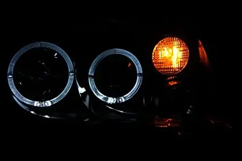 مصابيح أمامية لجهاز عرض هالة مزدوجة مع شريط إضاءة LED لـ 1999-2005 Volkswagen Jetta/Bora Mk4 (أسود/شفاف)