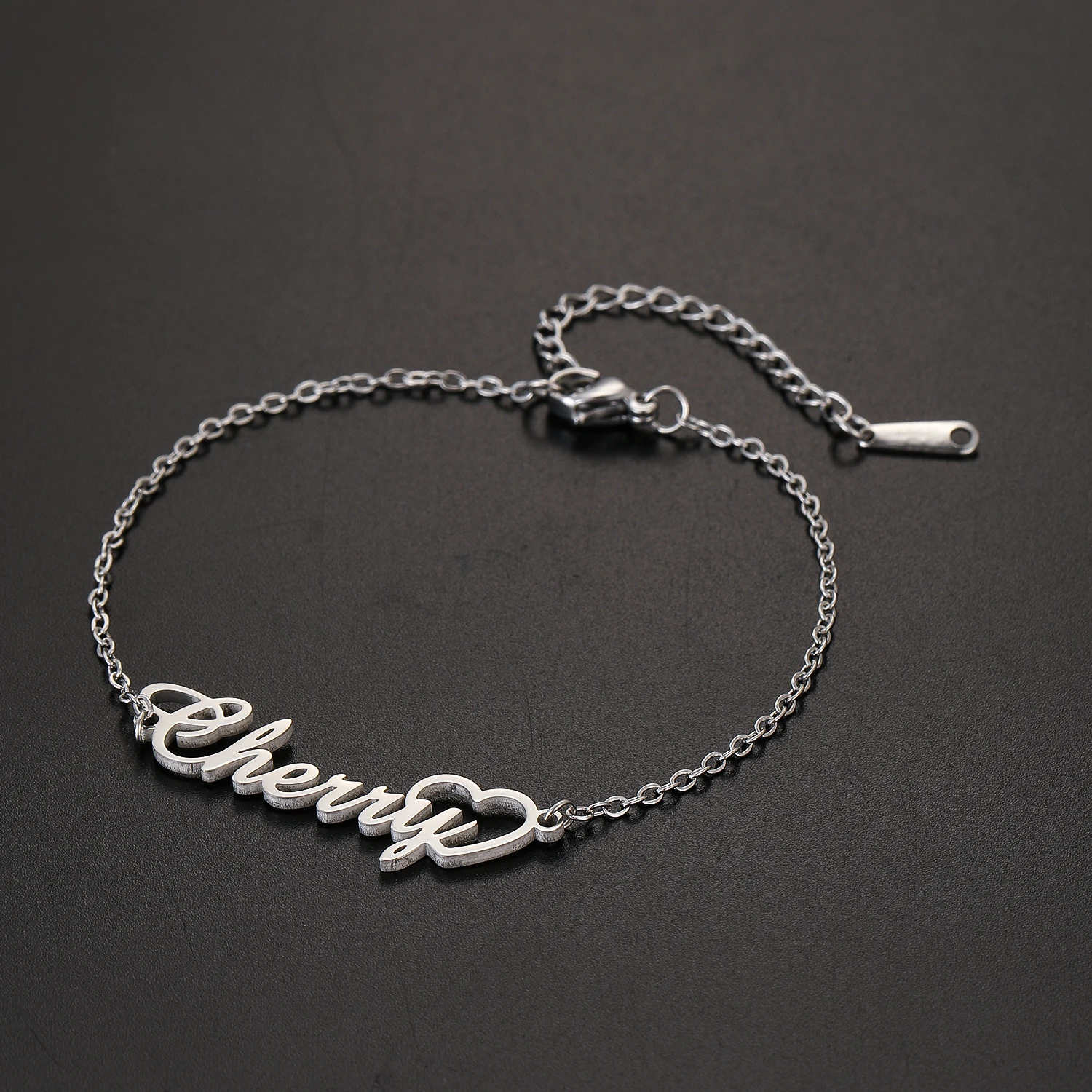 QIAMNI Cutom Name Heart Chain Bracelet For Women Customized Stainless Steel Initial Letter Nameplate Bangle Fashion Jewelry Gift