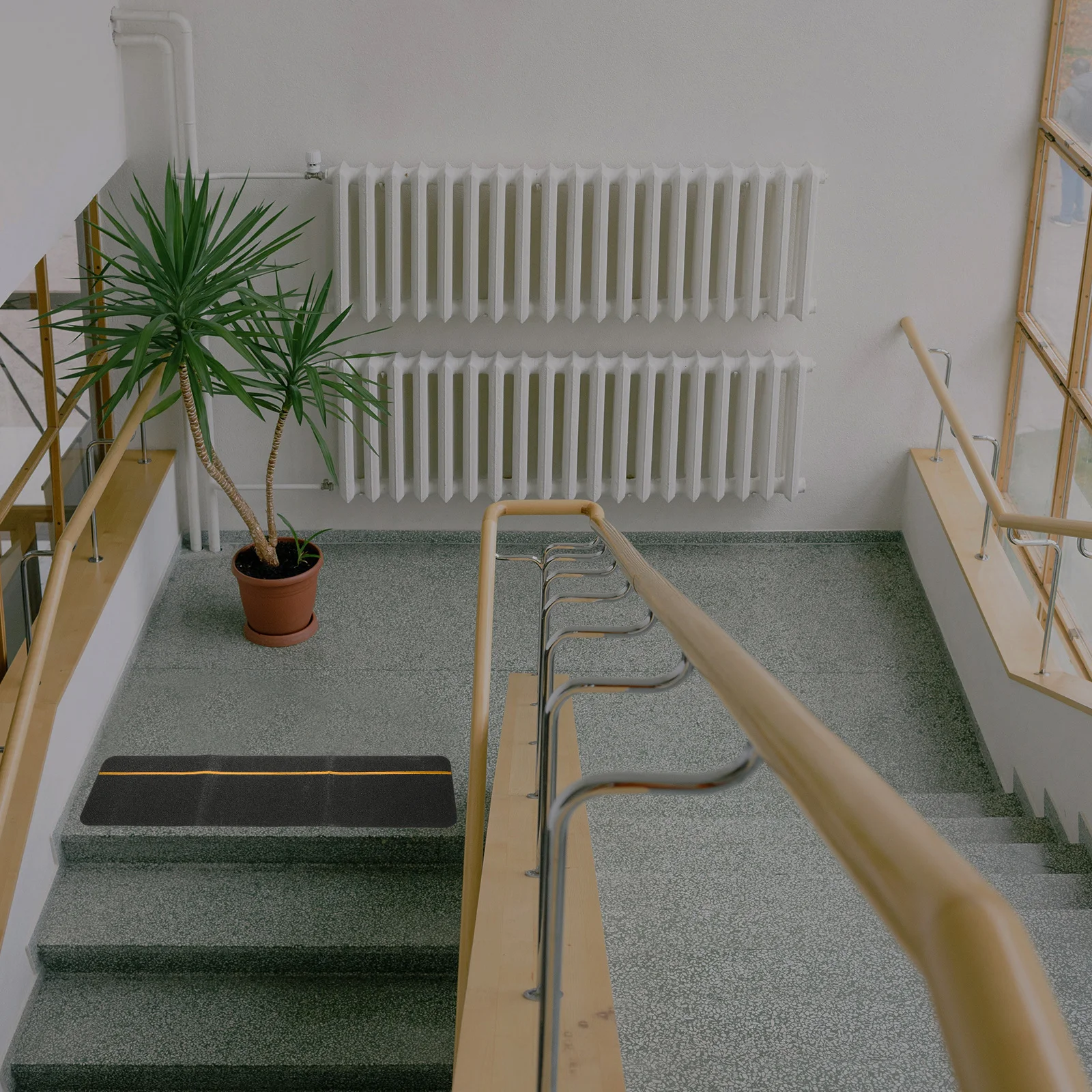 Tapis d'escalier brillant dans la nuit, bande réfléchissante antidérapante pour escaliers, sols, marches, rampes, tapis d'escalier de sécurité