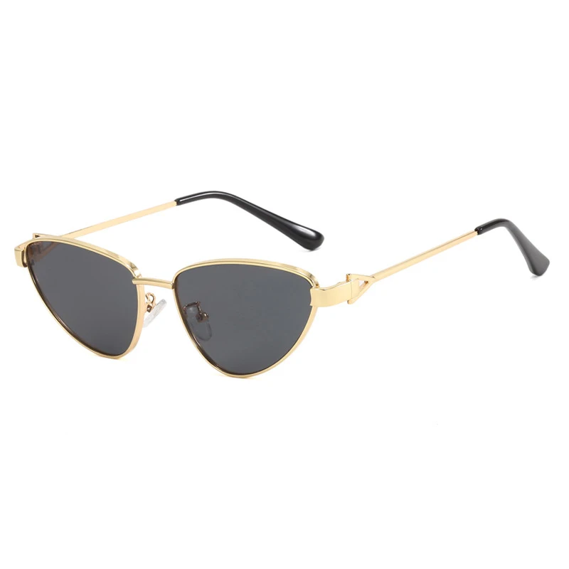 New Fashion Cat Eye Sunglasses for Women Vintage Metal Frame Triangle Decorative Women\'s Sunglasses Sexy Small Cateye Eyeglasses