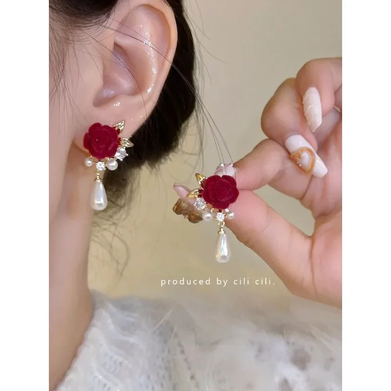 Retro Red Velvet Flower Pearl Earrings Female Wedding Bride Dress Toasting Suit Ear Clip Lolita Dress Accessories