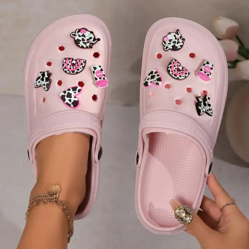 

Casual Platform Slippers Women House Cow Cartoon Designer Shoes Girls Cute Summer Sandals 2025 Flats Slides Beach Footwear Trend