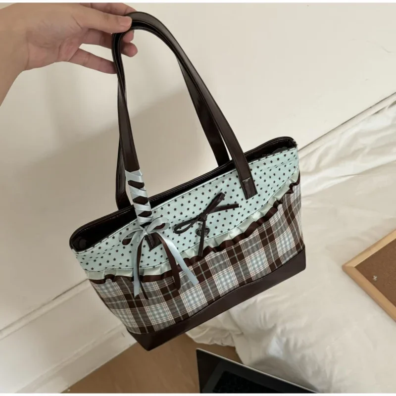 Schultertasche mit Schleife und gepunktetem Gittermuster, Damen-Handtasche mit kariertem Spitzenmuster und kontrastfarbenem Patchwork, niedliche, süße, elegante Tragetasche mit großem Fassungsvermögen – Detail 11