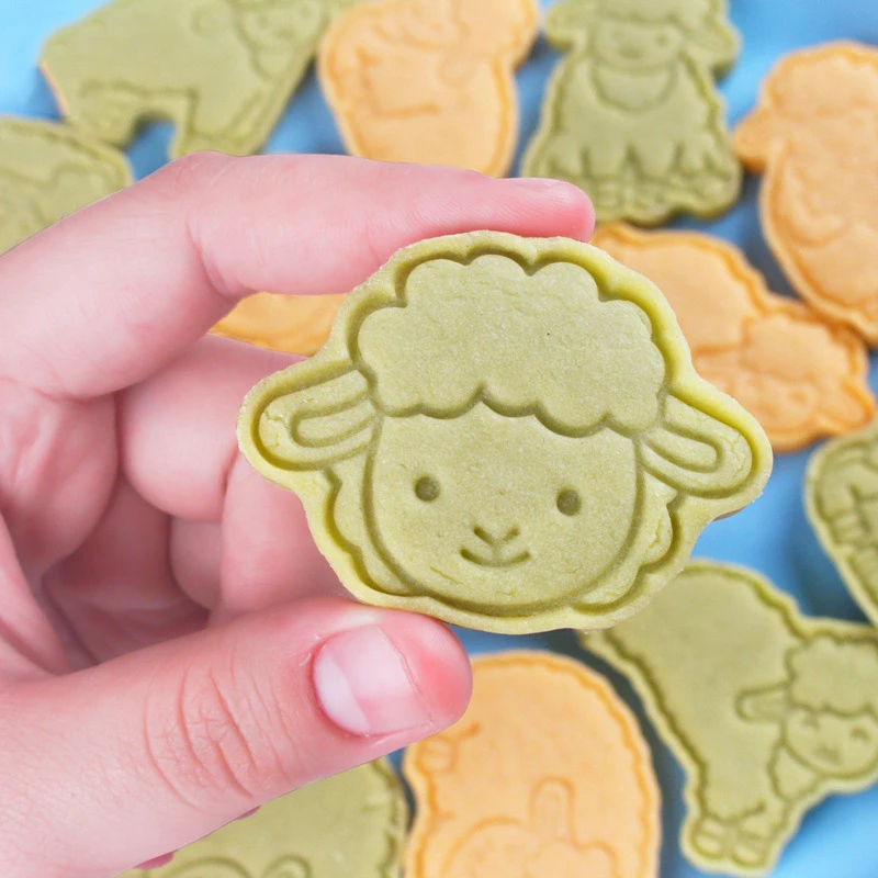 8Pcs Small Sheep Biscuit Mold 3d Plastic Cartoon Cookie Cake Press Mold Baking Fondant Cake Cookie Cutter Eid Mubarak Party Mold