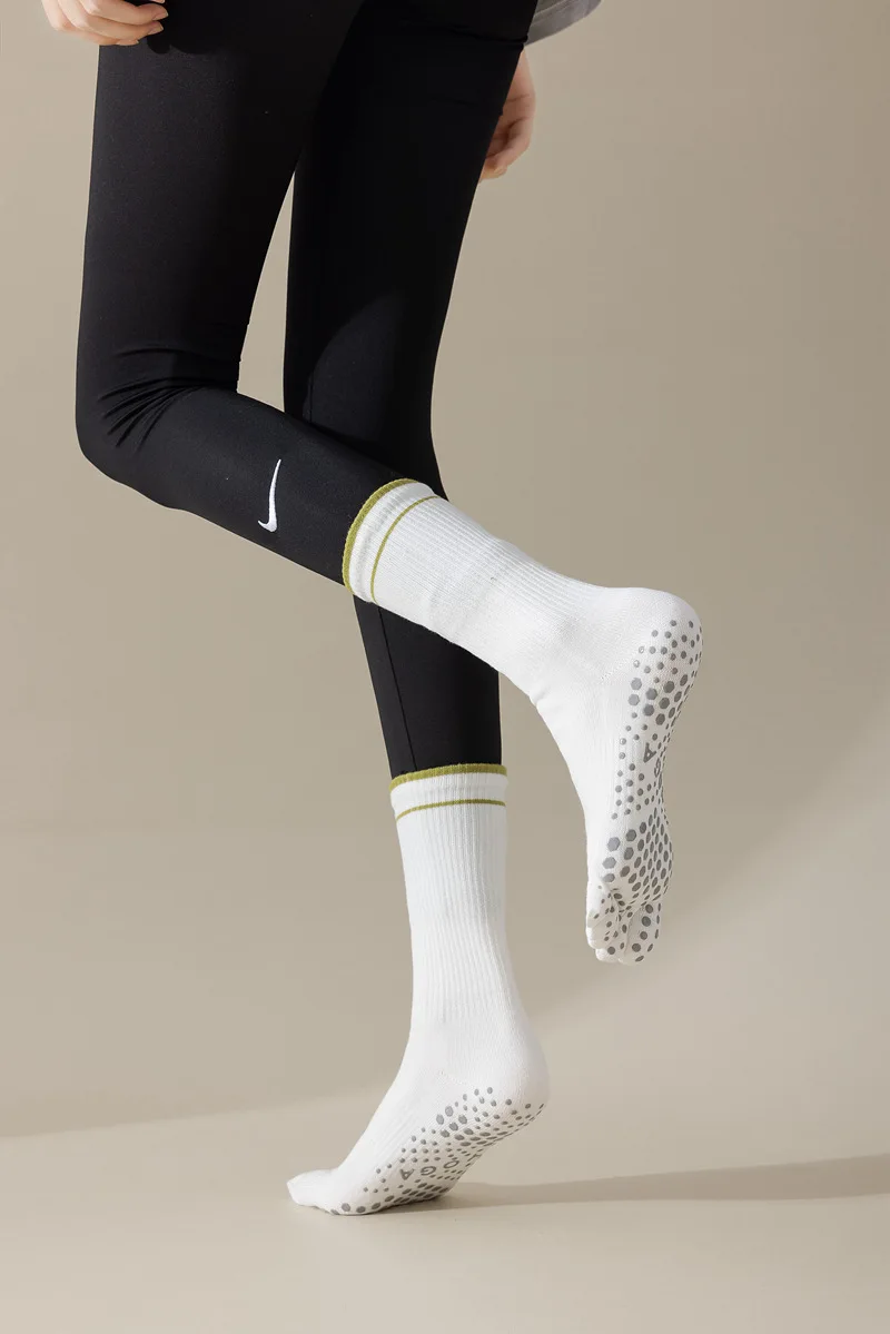 1 Paar Damen Fünf-Zehen-Silikon-Antirutsch-Yoga-Socken Weiche Atmungsaktive Ballett-Tanz-Damen-Fitness-Sport-Antirutsch-Pilates-Socken – Detail 6