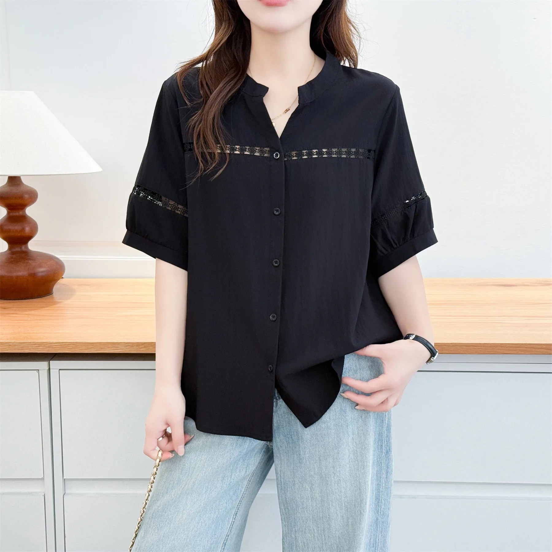 เสื้อเบลาส์หญิงไซส์ใหญ่ แขนสั้น คอวี - alternate angle