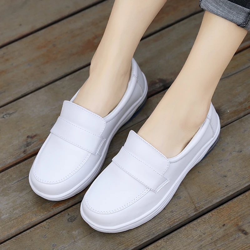 Fashionable women shoes nurse\'s small white shoes trendy cuffs breathable leather shoes sliding into flat bottomed casual shoes