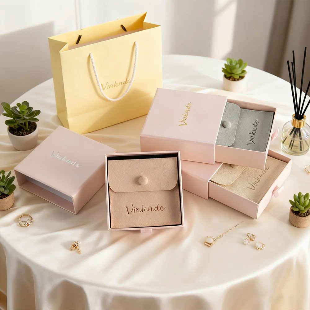 

Luxury Personalized Pink Microfiber Snap Jewelry Pouch Cardboard Drawer Boxes Set 8x8x2.5cm Storage Boxes for Necklace Earrings
