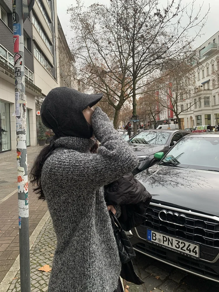 

Лимитированная серия: Вязаный свитер с высоким воротом из шерстяной пряжи с узором в горошек, коллекция для женщин, зимняя коллекция