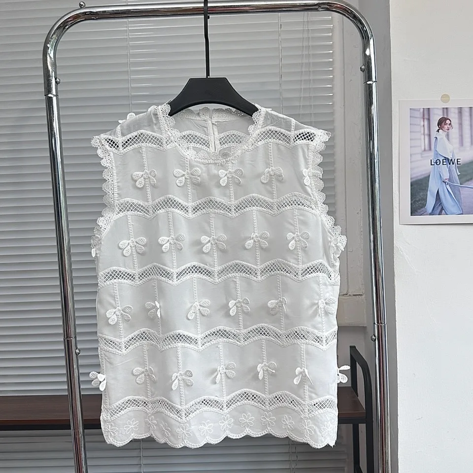 Women's Summer Elegant O Neck 3d Flowers Sleeveless Blouse Lady Solid Color Pullover Hollow Out Floral Tank Top