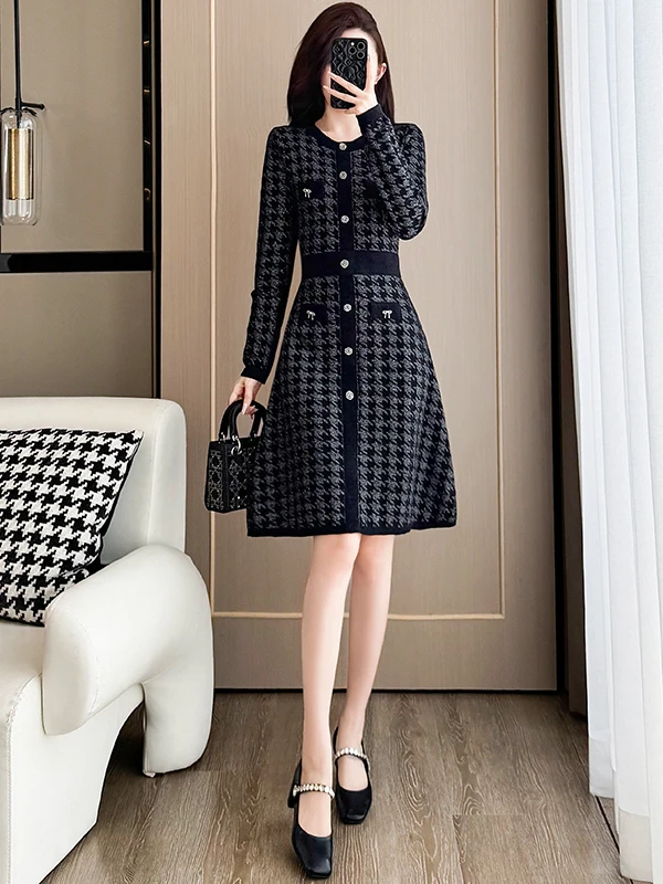 

Elegant Plaid Dress Women's Spring New High-end Atmosphere Small Fragrance Style Skirt A-line Silhouette Long Sleeve Button C...