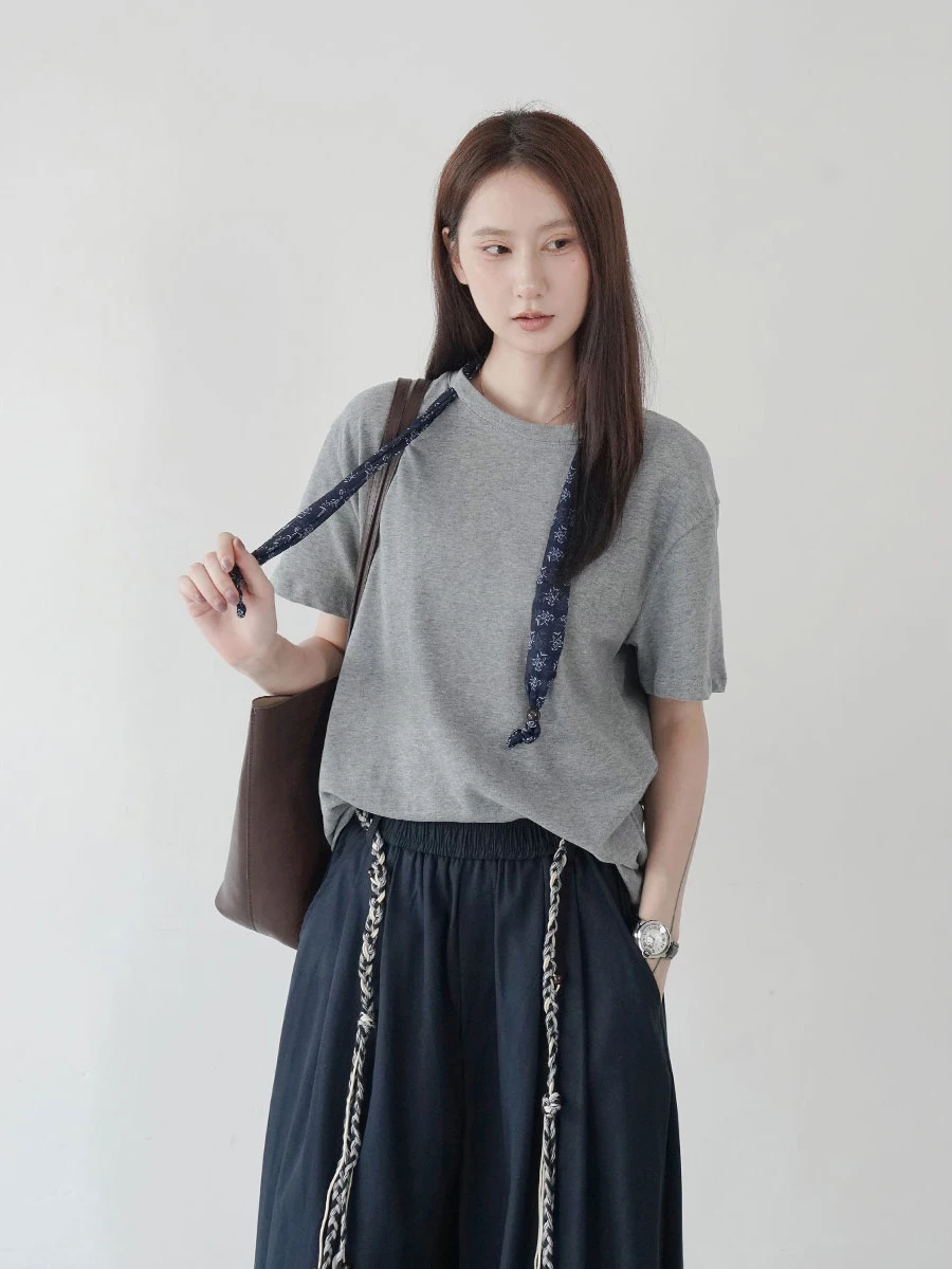 

Свободная женская футболка ort Sve с шарфом, ткань Brued, дышащая, удобная, повседневная одежда, осень Faion 2025