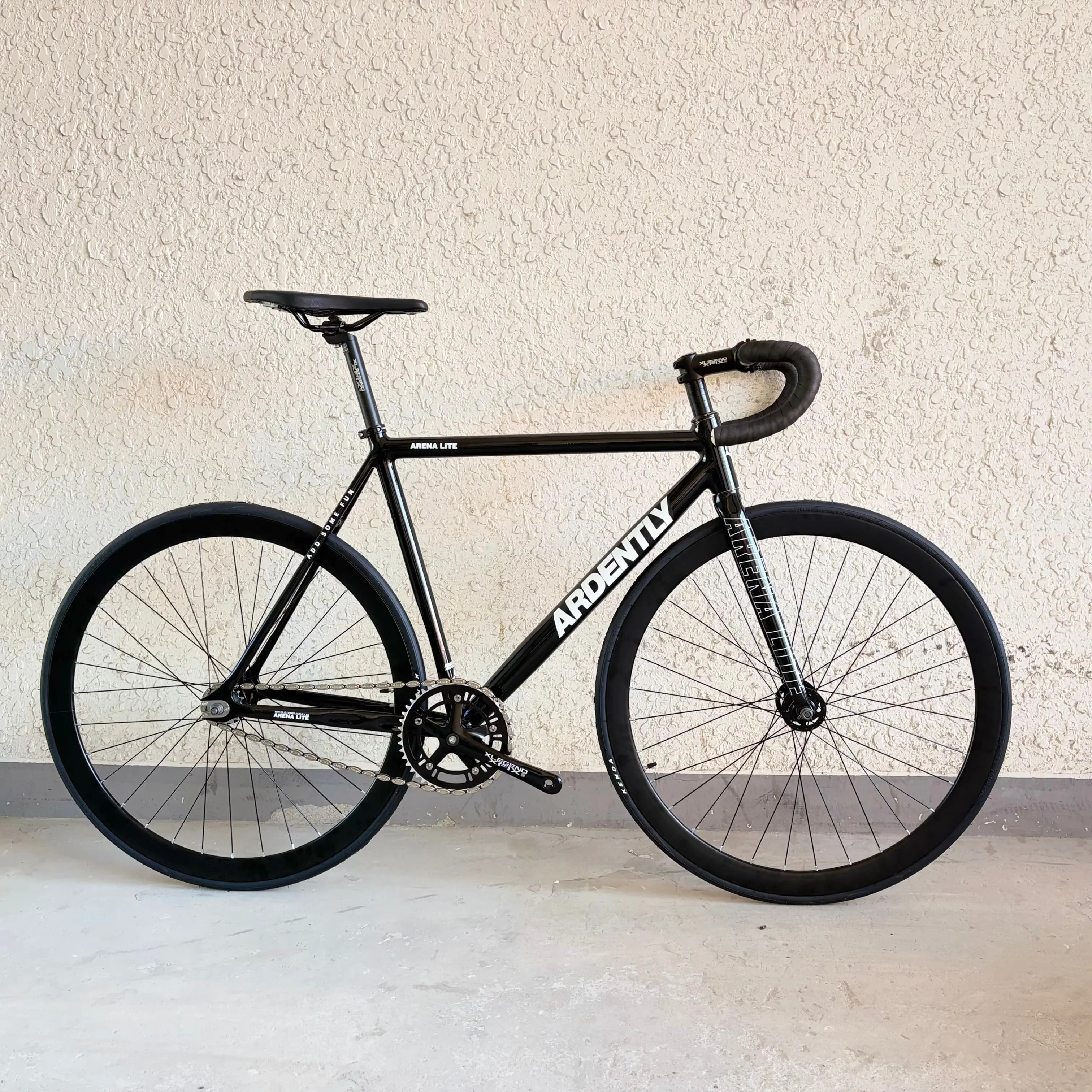 Bicicleta de Piñón Fijo ARDENTLYLITE, Cuadro de Aleación de Aluminio, 700C, Bicicleta de Pista Fixie, Bicicleta de Carreras de Una Velocidad, Bicicleta Completa con Ruedas de 40 mm