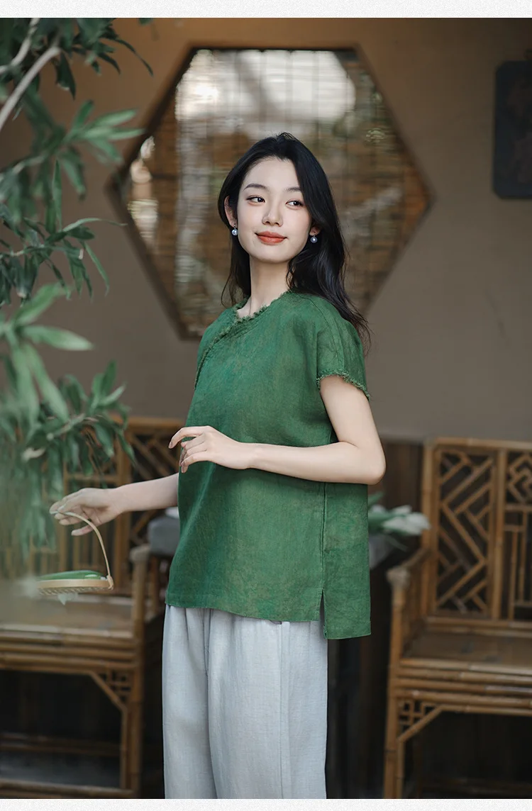 Blusa de lino con flecos Camisa vintage con estampado asimétrico chino y manga casquillo Verde