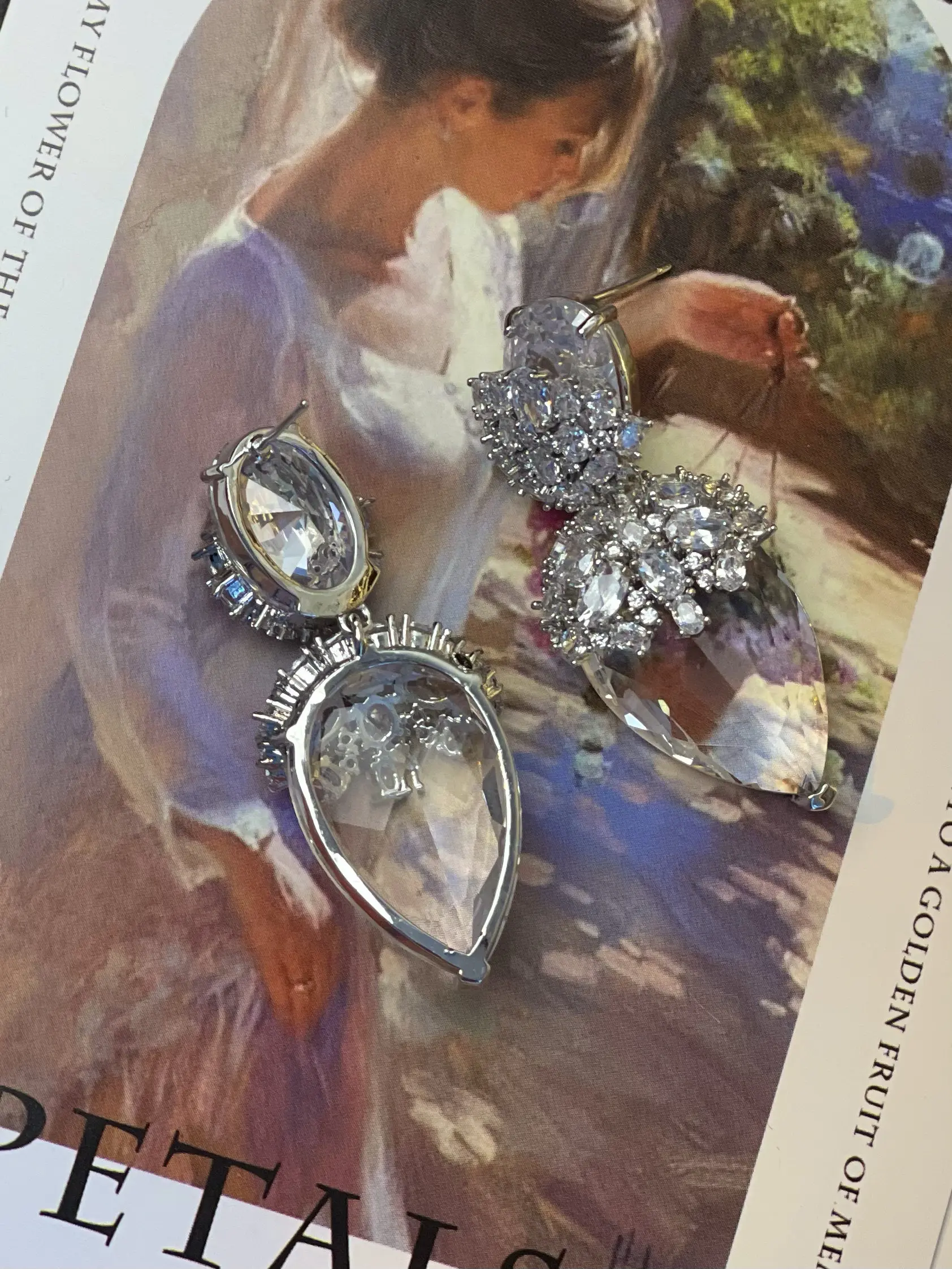 Vintage luxury translucent crystal earrings zircon teardrop classy and elegant wedding bride ear jewelry