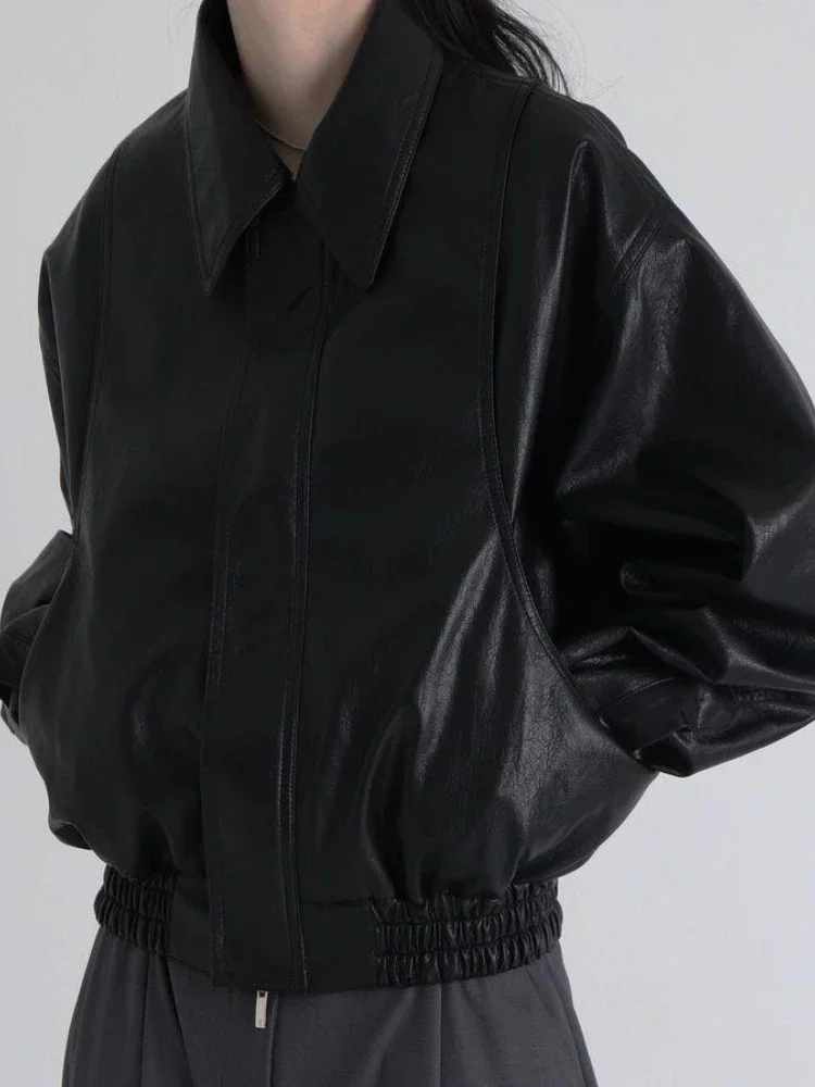 سترة جلدية قصيرة بتصميم كوري محدث الحجم للنساء سترة طيار عتيقة