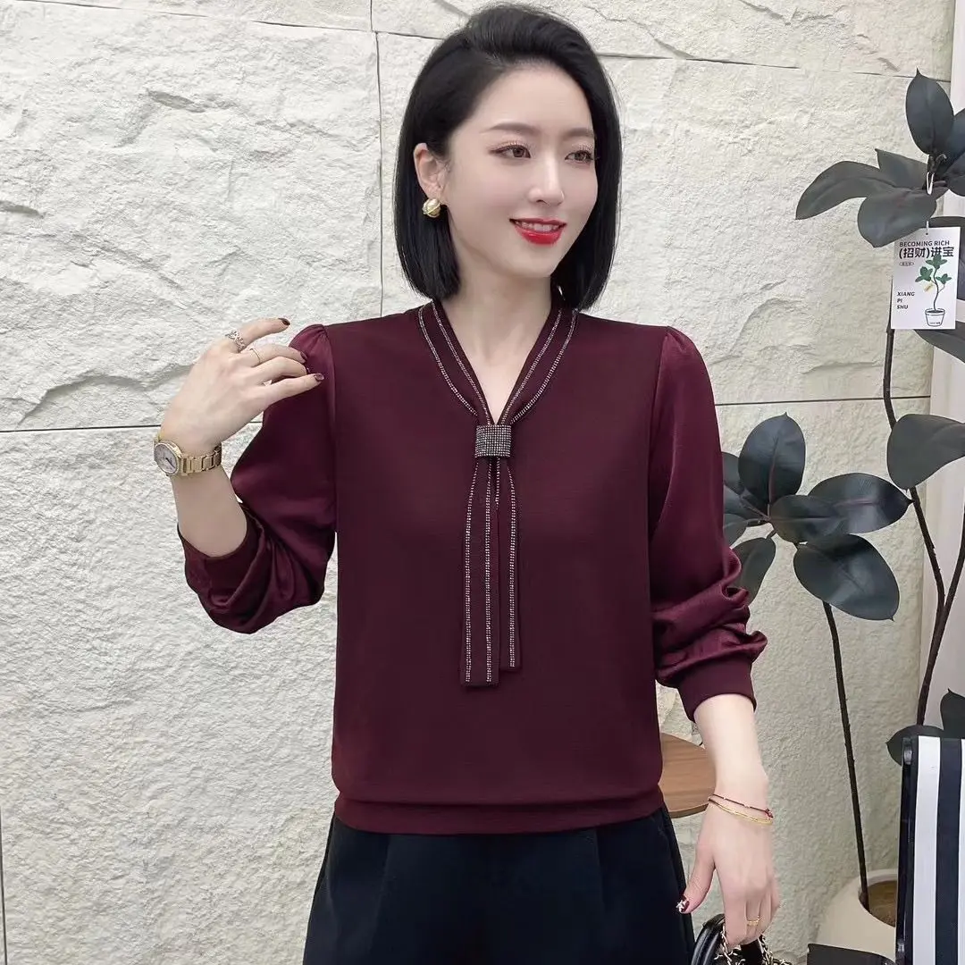 Frühlingsneues, elegantes, lockeres, schlankes Langarm-Oberteil mit mittlerem Alter