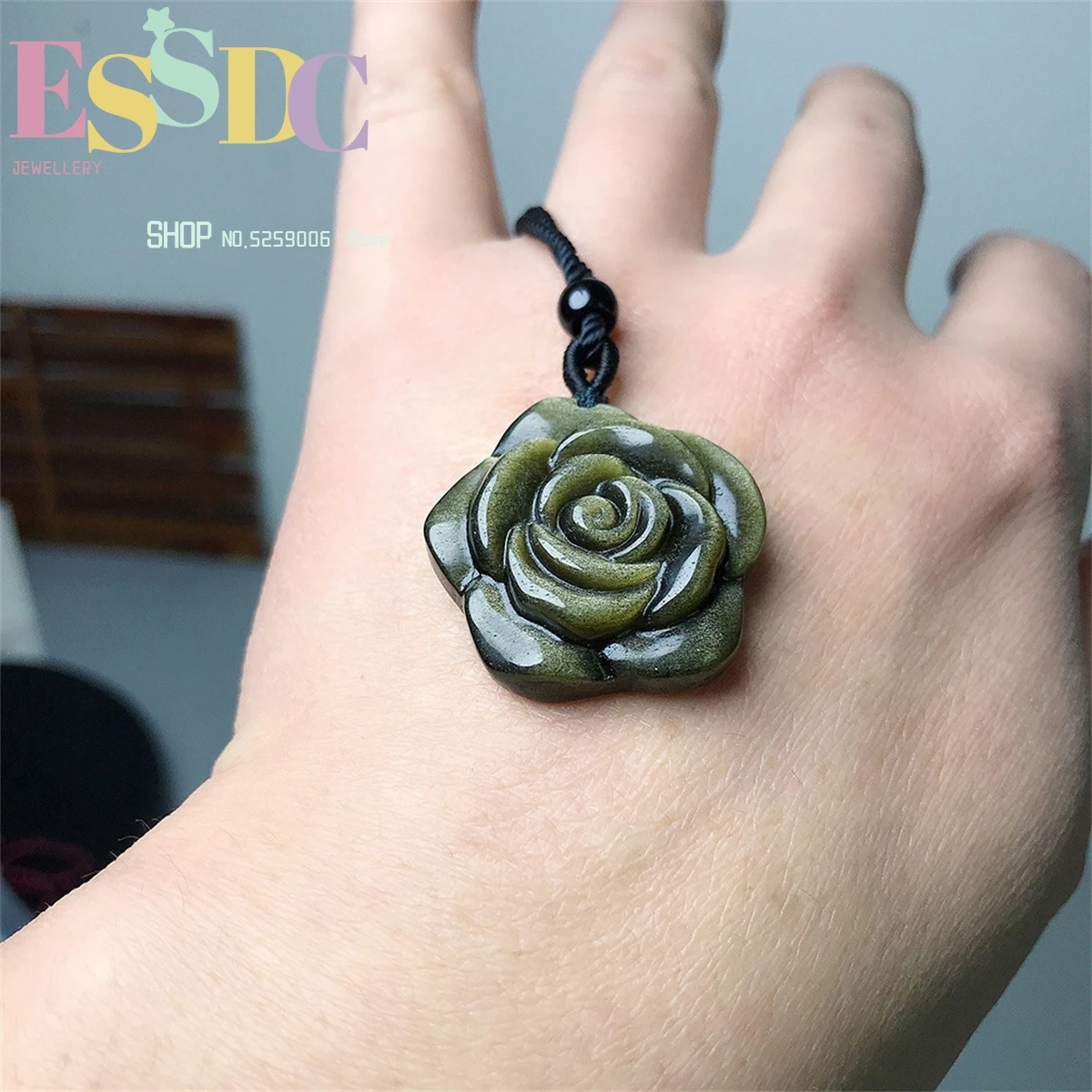 Obsidian Rose Lovers Rose Pendant Jin Yaoshi  Hand Carving Jade Necklace For Ladies Exquisite  Jewellery  Gift  Fashion Charm