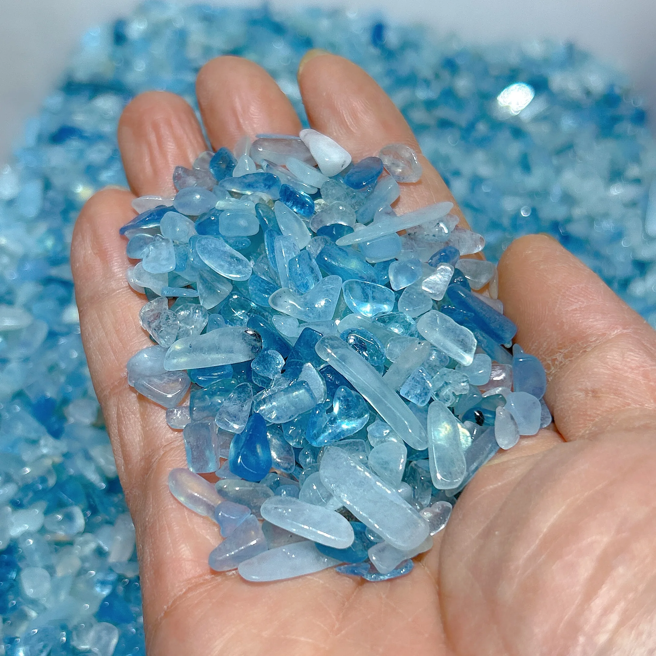 Healing Natural Crystal Brazil Aquamarine Chips Polished Freeform Mineral Energy High Quality Gemstones Home Decorations Gift